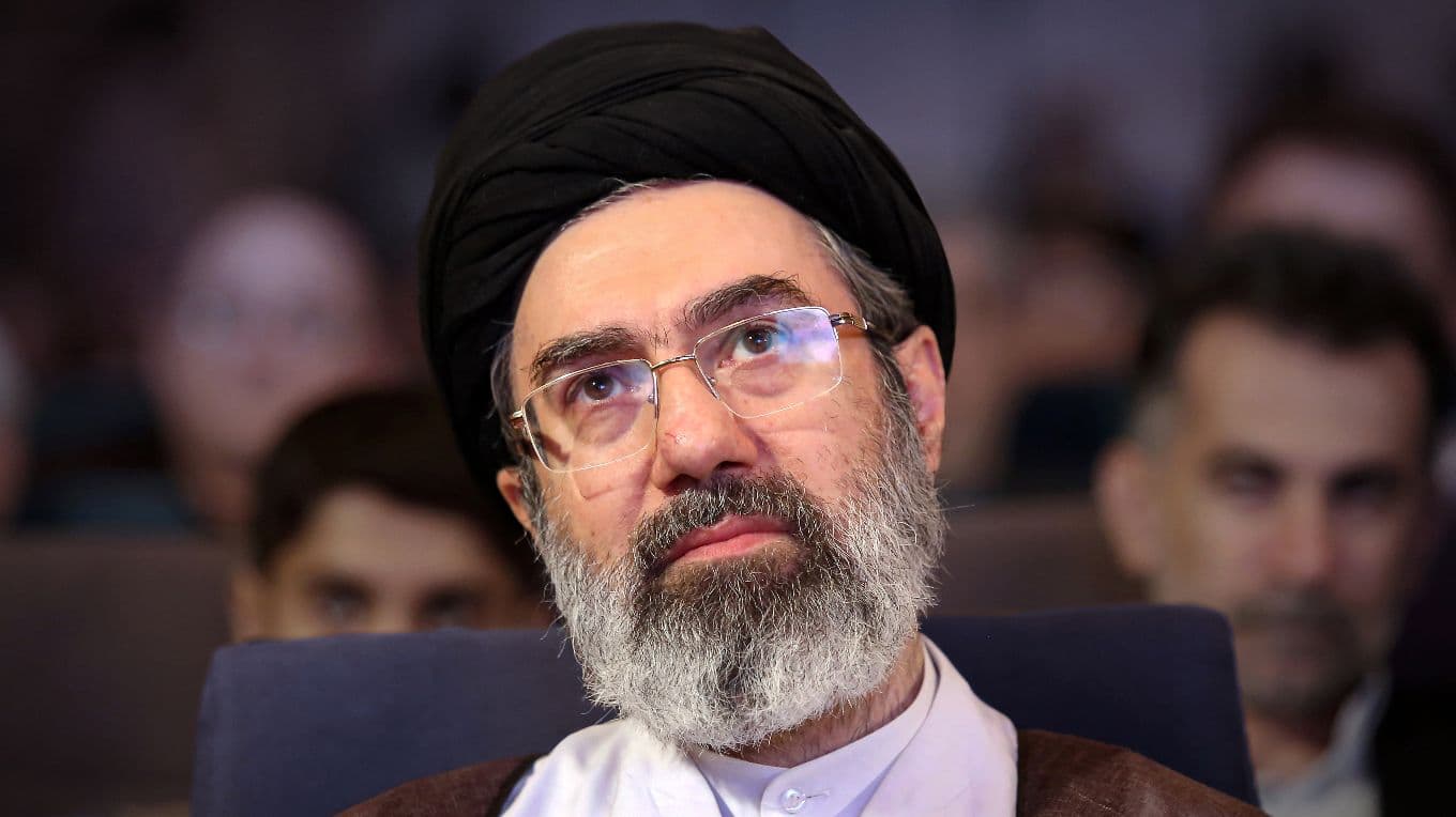 پیام رهبر انقلاب به نخبگان و مدال‌آوران علمی ورزشی؛ خیزش نخبگان برای فتح قلّه‌ها